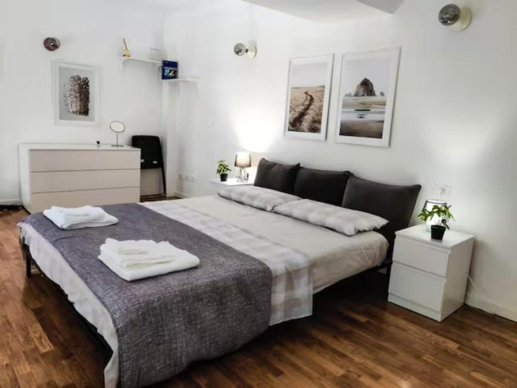 Accogliente Loft In Palazzo Storico Centrale ボローニャ エクステリア 写真